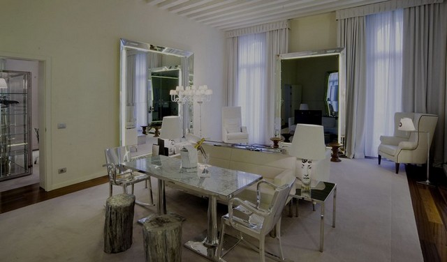 Philippe-Starck-Palazzina-Grassi-Venice-2 Philippe-Starck-Palazzina-Grassi-Venice-2 Palazzina Grassi philippe starck Inspirations by Top Designer Philippe Starck Philippe Starck Palazzina Grassi Venice 2