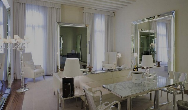 Philippe-Starck-Palazzina-Grassi-Venice Philippe-Starck-Palazzina-Grassi-Venice Palazzina Grassi Venice philippe starck Inspirations by Top Designer Philippe Starck Philippe Starck Palazzina Grassi Venice
