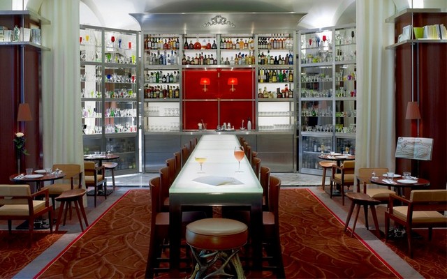 Philippe-Starck-Royale-Monceau-Paris- Philippe-Starck-Royale-Monceau-Paris- Royale Monceau Paris philippe starck Inspirations by Top Designer Philippe Starck Philippe Starck Royale Monceau Paris