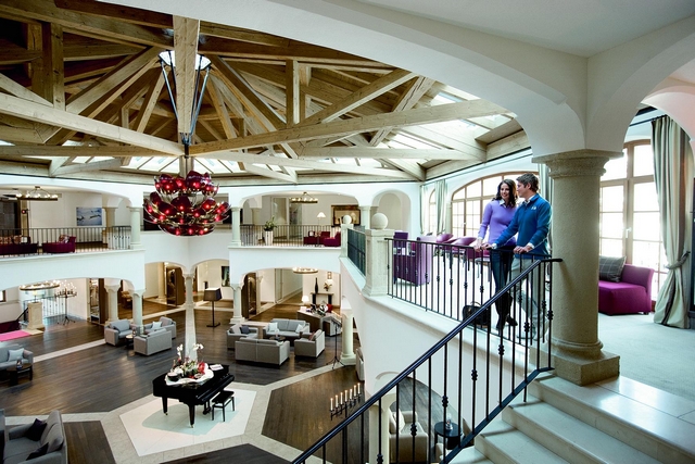 Modern Classic Interior Design Ideas at 5 Stars Hotels in Kitzbühel _arosa-slider-5  Modern Classic Interiors Ideas at 5 Stars Hotels in Kitzbühel Modern Classic Interior Design Ideas at 5 Stars Hotels in Kitzb  hel  arosa slider 2