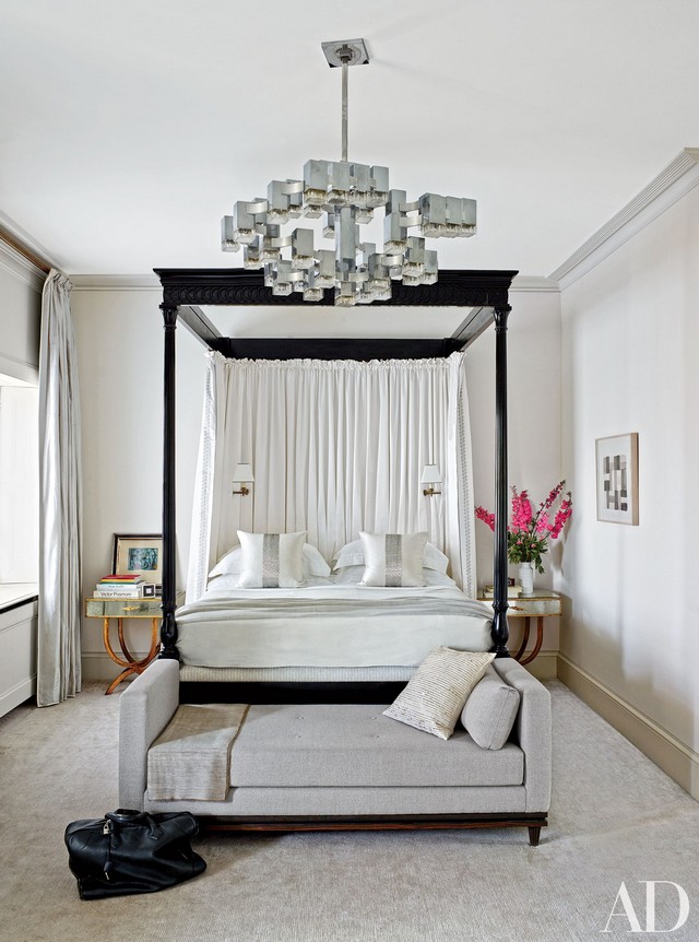 The Most Beautiful Bedrooms in London Homes2 bedrooms The Most Beautiful Bedrooms in London Homes london bedroom 03