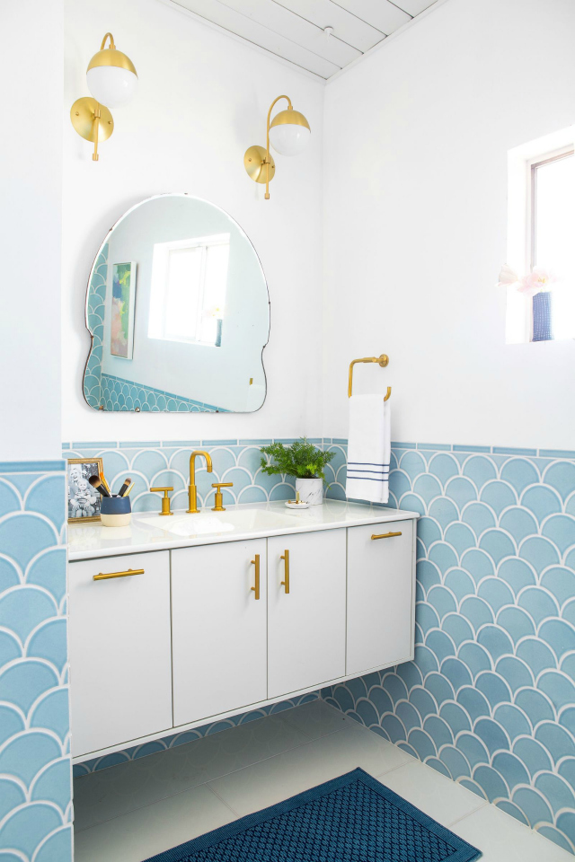bathroom interiors small bathroom 12 Decorating Ideas For A Small Bathroom small bathroom 1