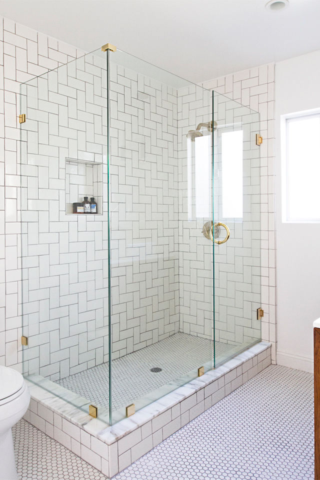 bathroom interiors small bathroom 12 Decorating Ideas For A Small Bathroom small bathroom 10