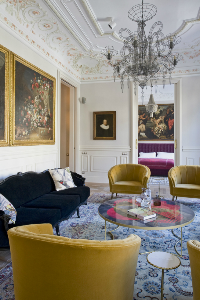 Art Apartment in Barcelona decorated with BRABBU's Accent Chairs 2