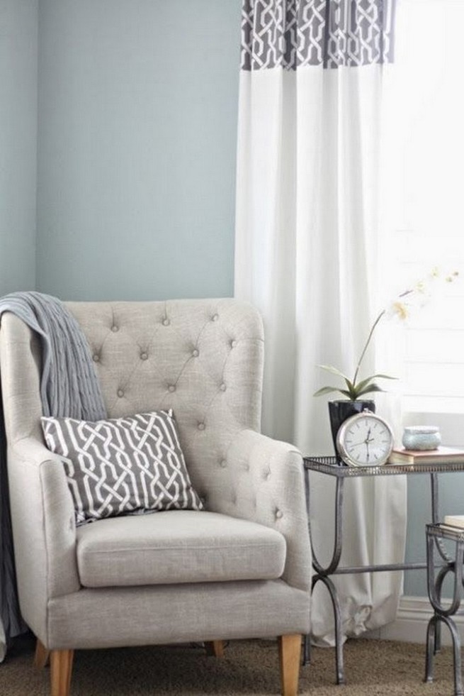 Creating a cozy ambiance with twill accent chairs