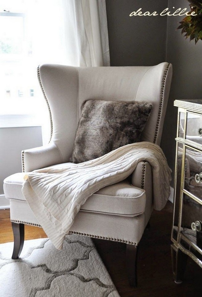 Creating a cozy ambiance with twill accent chairs