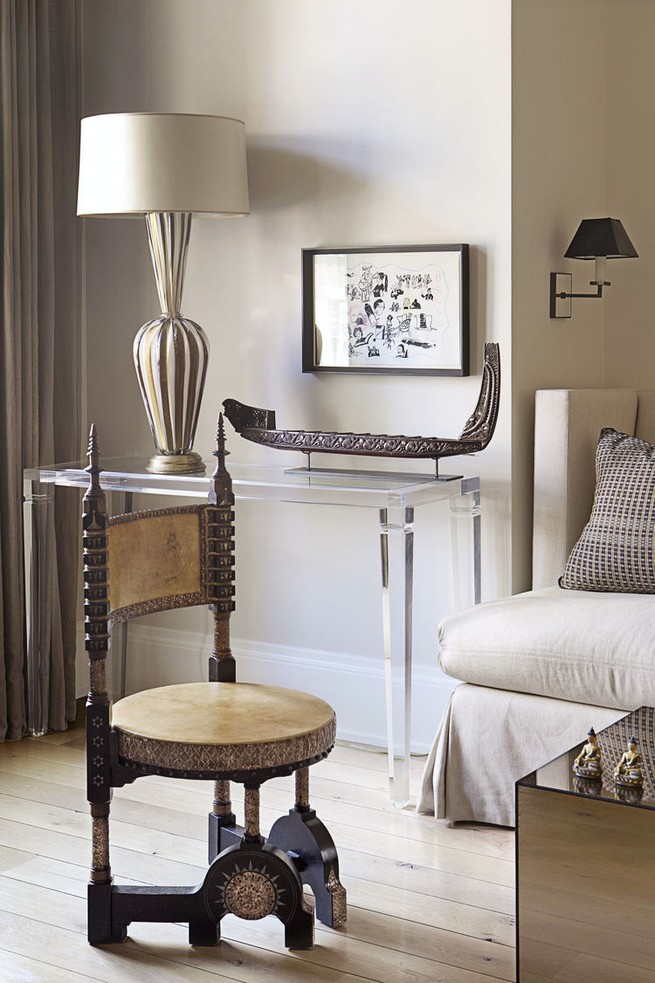 Interior designer Sandra Nunnerley decorates her own apartment
