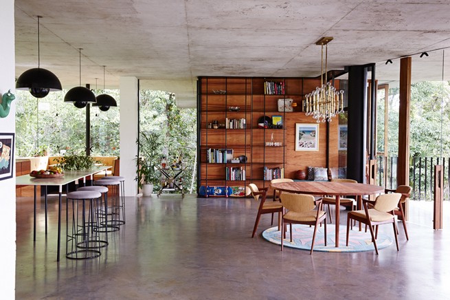Architect Jesse Bennett elevates planchonella house within the Australian rainforest