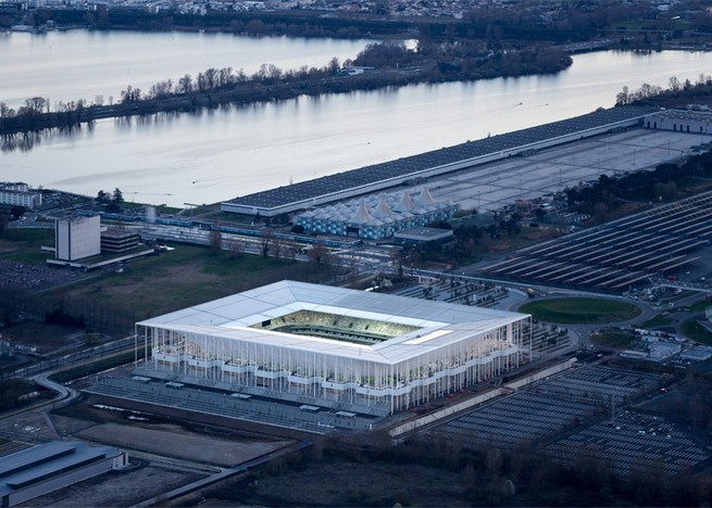 Football architecture: Herzog & De Meuron’s football stadium’s projects