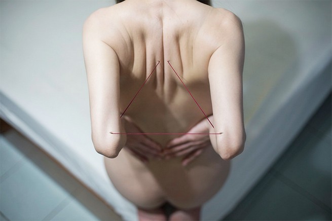 Taiwanese artist Yung Cheng Lin's human art illusions