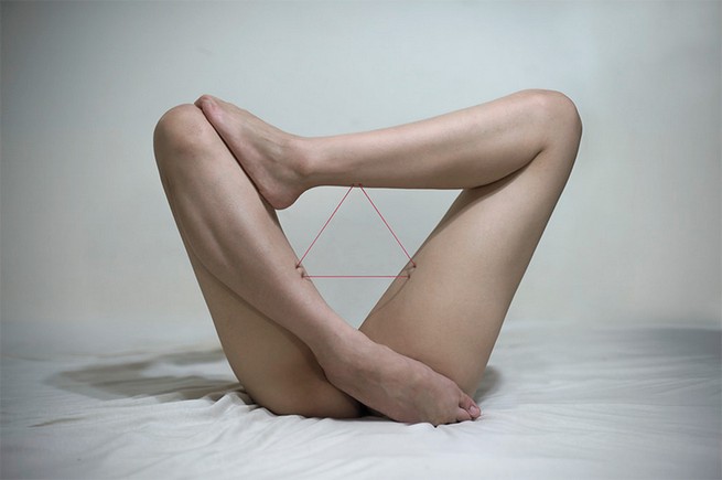 Taiwanese artist Yung Cheng Lin's human art illusions