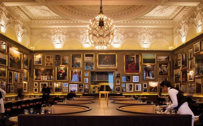 A Landmark hotel in NYC Inside Edition hotel_3