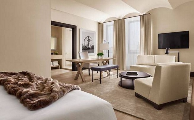 A Landmark hotel in NYC Inside Edition hotel_5