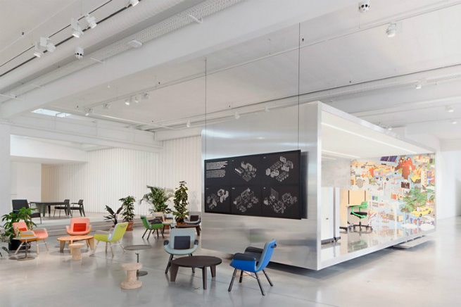 Vitra's new showroom is showcasing the office furniture trends 3