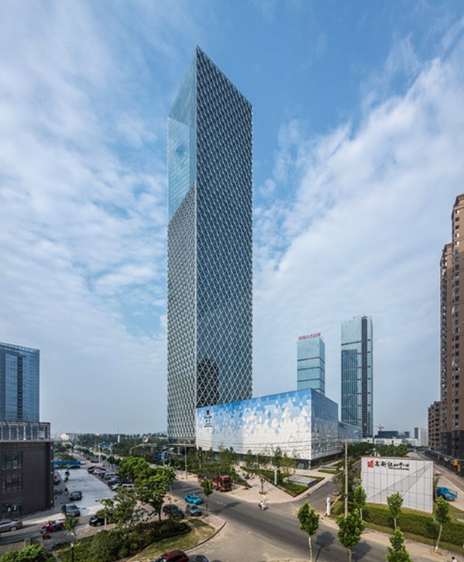 New glass skyscraper to be added to Chinese tech district by SOM