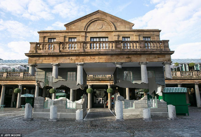 alex chinneck London
