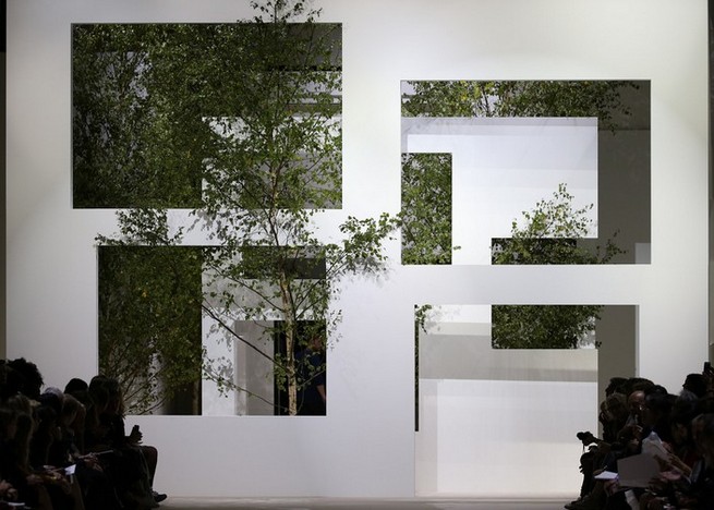 Swiss fashion house Akris get inspiration in Sou Fujimoto's buildings for the Spring Summer 2016 Collection