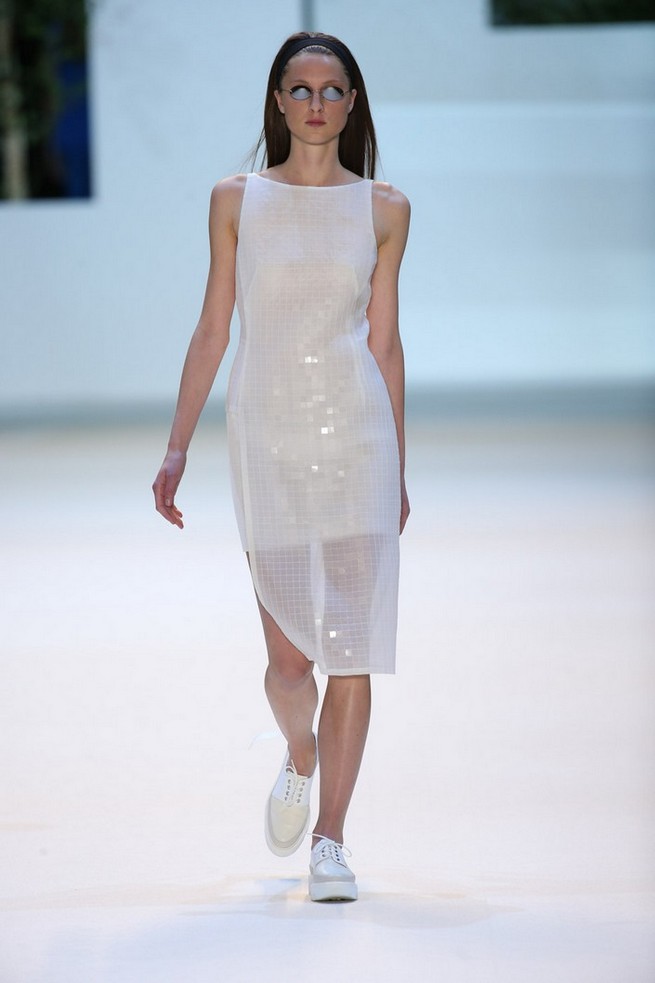 Swiss fashion house Akris get inspiration in Sou Fujimoto's buildings for the Spring Summer 2016 Collection