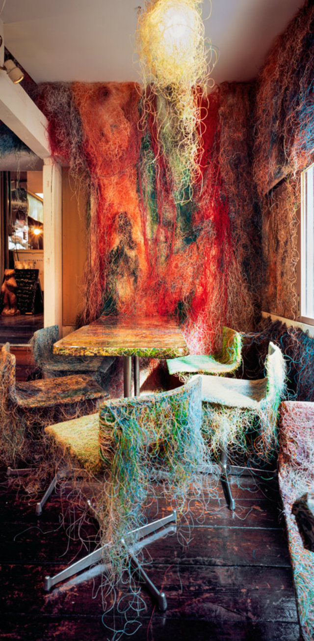 Explosion of Colors  Explosion of Colors Tetchan bar by Kengo Kuma dezeen 468 0