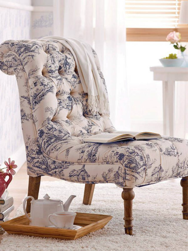 Classic vs. Modern Looks: the Toile de Jouy Revisited toile de jouy Classic vs. Modern Looks: the Toile de Jouy Revisited Toile de jouy white blue chair