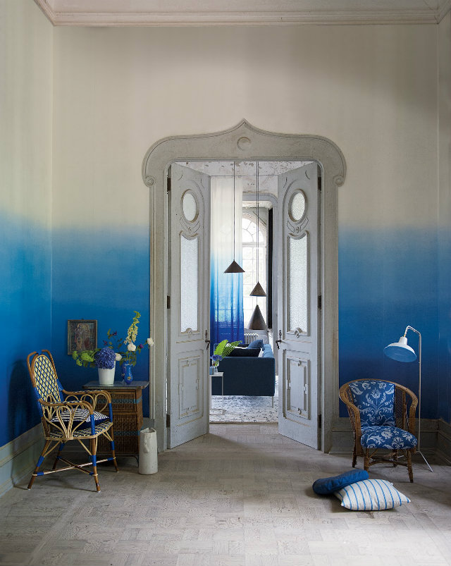 Boho Ethnic Style in Interior Design Projects  Boho-Chic Ethnic Inspiration in Interior Design Projects boho room faded blue walls blue details