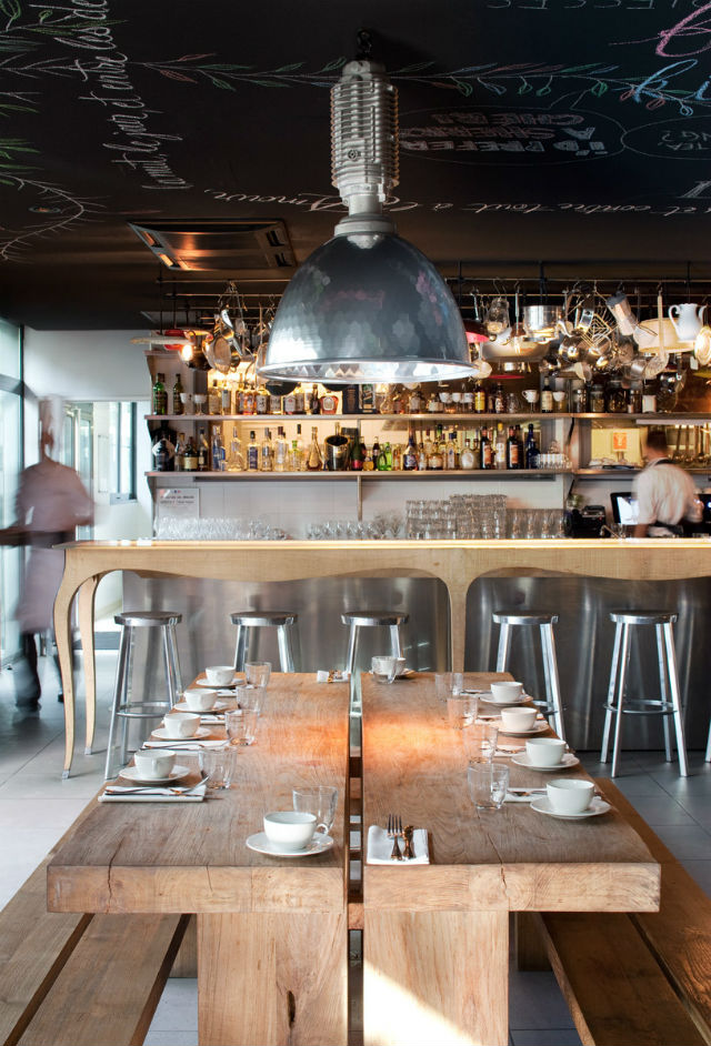 Mama Shelter Paris by Philippe Starck 2 best design inspiration Best Design Inspiration By Philippe Starck Mama Shelter Paris by Philippe Starck 2