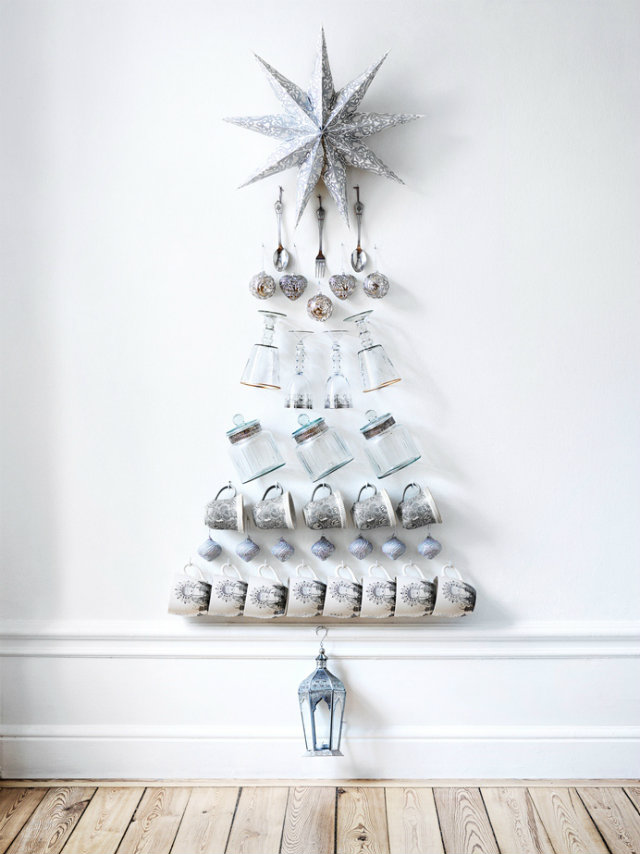 Best 24 DIY Christmas Tree Ideas diy christmas tree Best 24 DIY Christmas Tree Ideas UNIQUE CHRISTMAS TREES 12