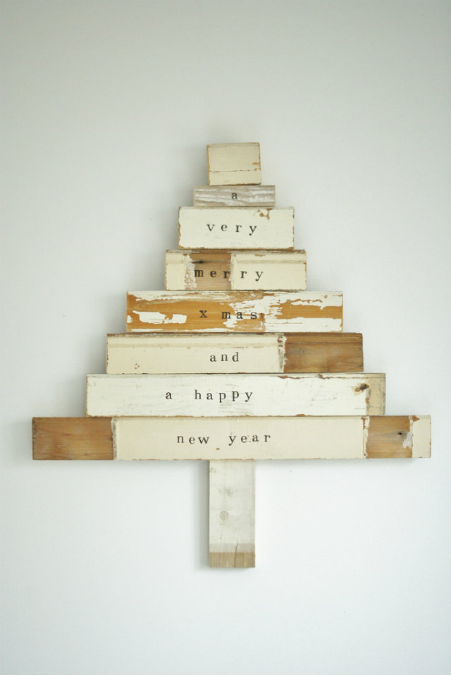 Best 24 DIY Christmas Tree Ideas diy christmas tree Best 24 DIY Christmas Tree Ideas UNIQUE CHRISTMAS TREES 16