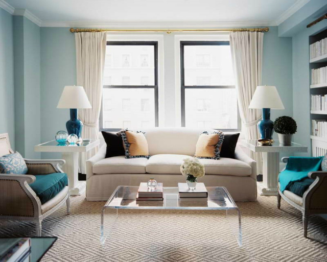 living room inspiration how to style a white sofa living room inspiration Living Room Inspiration : How To Style a White Sofa how to style a white sofa 2