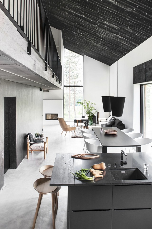 How to Create Beautiful Black and White Interiors  black and white interiors How to Create Beautiful Black and White Interiors roomed binnenkijker 1