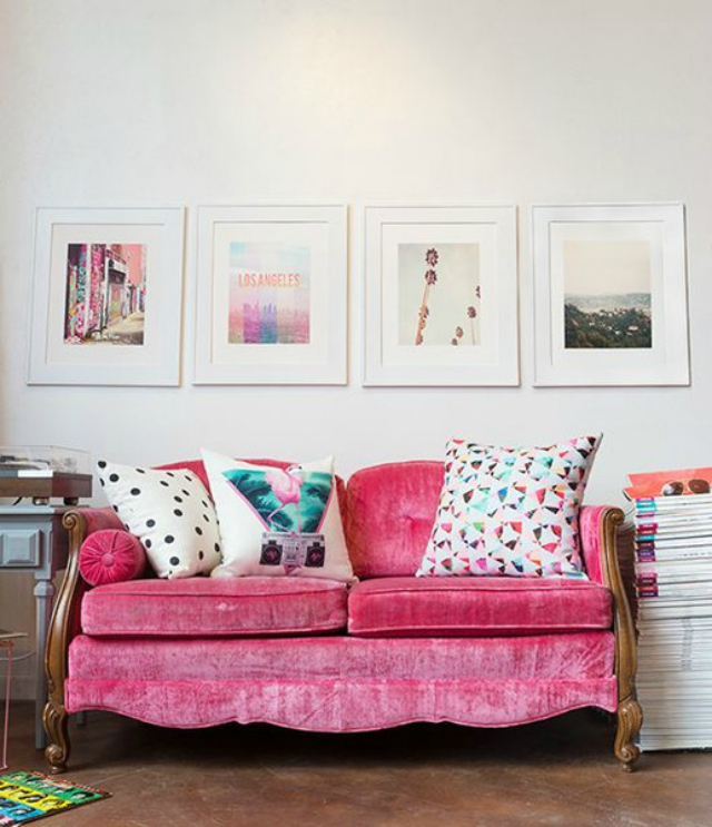 The Prettiest Living Room Ideas With A Pink Modern Sofa pink sofa The Prettiest Living Room Ideas With A Pink Sofa The Prettiest Living Room Ideas With A Pink Sofa 17