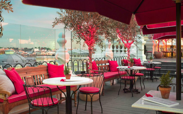 Top 5 Boutique Hotel Interiors in Madrid For Design Lovers - 5 hotel interiors Top 5 Boutique Hotel Interiors in Madrid For Design Lovers Top 5 Boutique Hotel Interiors in Madrid For Design Lovers 5