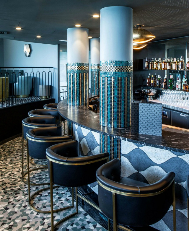 Get Inspired By The Striking Castelbrac Dinard Hotel Design | Hotel Interior Design Inspiration. Hotel Interiors. Modern Interior Design. Find more: https://www.gromvexital.info/en/inspiration-and-ideas/interior-design/inspired-striking-castelbrac-dinard-hotel-interior #hotelinterior #centertable #hoteldesign hotel interior Get Inspired By The Striking Castelbrac Dinard Hotel Interior Get Inspired By The Striking Castelbrac Dinard Hotel Interior 3