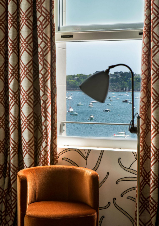 Get Inspired By The Striking Castelbrac Dinard Hotel Design | Hotel Interior Design Inspiration. Hotel Interiors. Modern Interior Design. Find more: https://www.gromvexital.info/en/inspiration-and-ideas/interior-design/inspired-striking-castelbrac-dinard-hotel-interior #hotelinterior #centertable #hoteldesign hotel interior Get Inspired By The Striking Castelbrac Dinard Hotel Interior Get Inspired By The Striking Castelbrac Dinard Hotel Interior 9