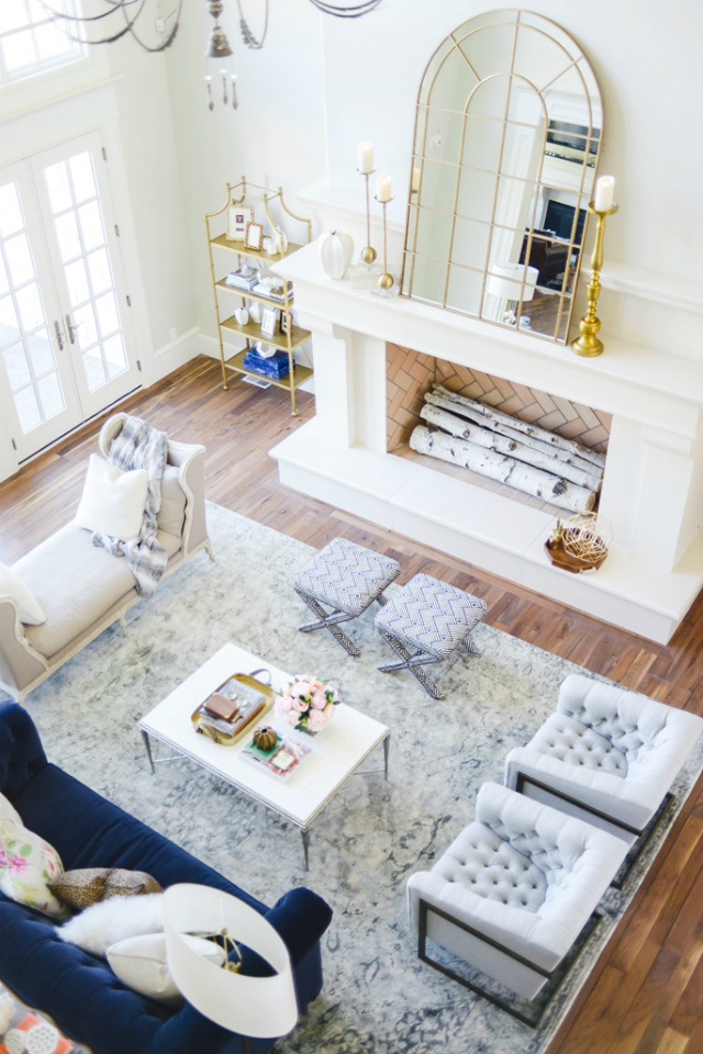 10 Astonishing Living Room Mirrors That Will Spruce Up Your Home Decor living room mirrors 10 Astonishing Living Room Mirrors That Will Spruce Up Your Home Decor 10 Astonishing Living Room Mirrors That Will Spruce Up Your Home Decor 9