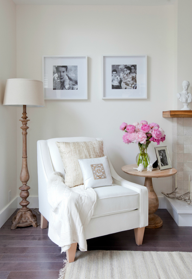 9 Beautiful White Chair Designs For A Simple Yet Elegant Home Decor white chair 9 Beautiful White Chair Designs For A Simple Yet Elegant Home Decor 9 Beautiful White Chair Designs For A Simple Yet Elegant Home Decor 3