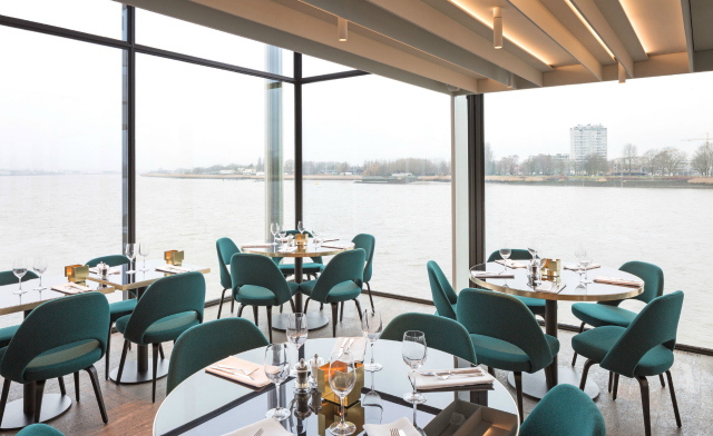 The Trendiest Color Scheme Ideas For Restaurant Interiors restaurant interiors The Trendiest Color Scheme Ideas For Restaurant Interiors The Trendiest Color Scheme Ideas For Restaurant Interiors 5