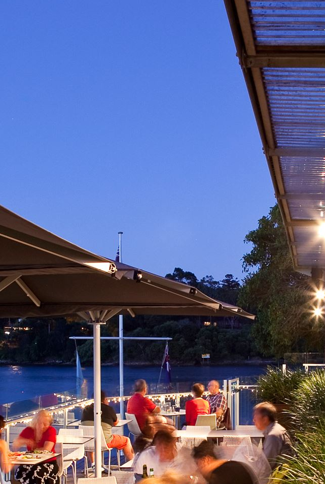 Get Inspired By The Modern Interior Design At Sydney Rowing Club modern interior design Get Inspired By The Modern Interior Design At Sydney Rowing Club. row1