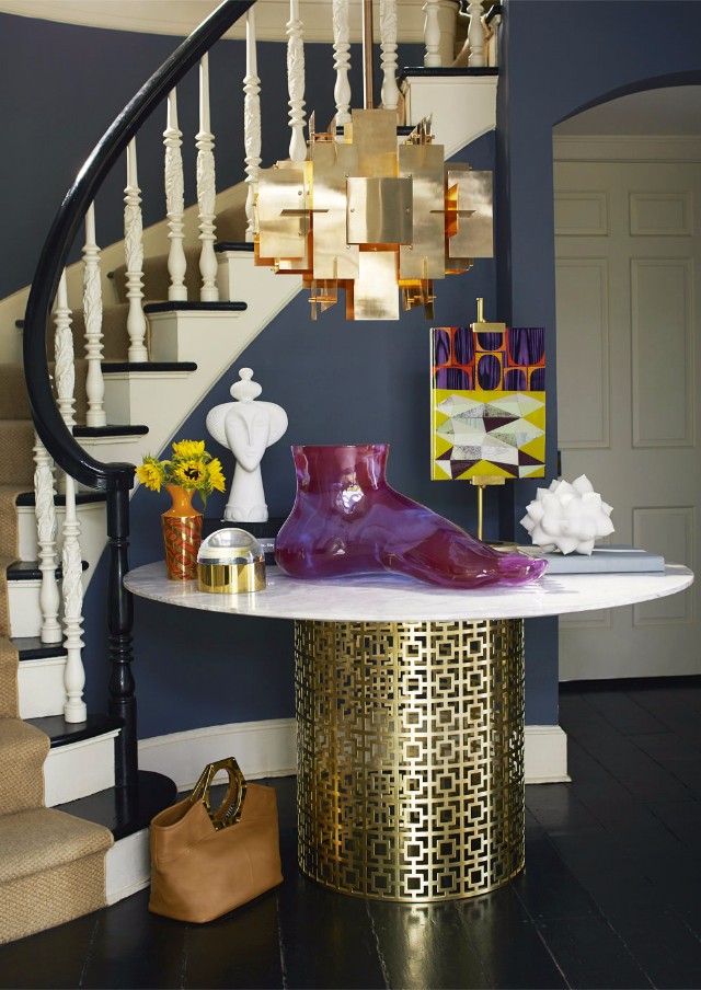 11 Decorating Ideas On How To Style An Impressive Entrance Hall decorating tips 10 Decorating Tips On How To Style An Impressive Entrance Hall 10 Decorating Tips On How To Style An Impressive Entrance Hall 1