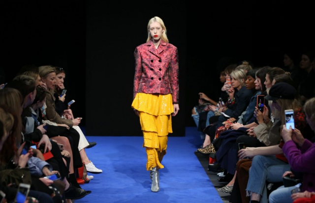 Get Inspired By The Best Moments london fashion week Get Inspired By The Best Moments At London Fashion Week 2017 43ac544875da8565dda607db4141dc05