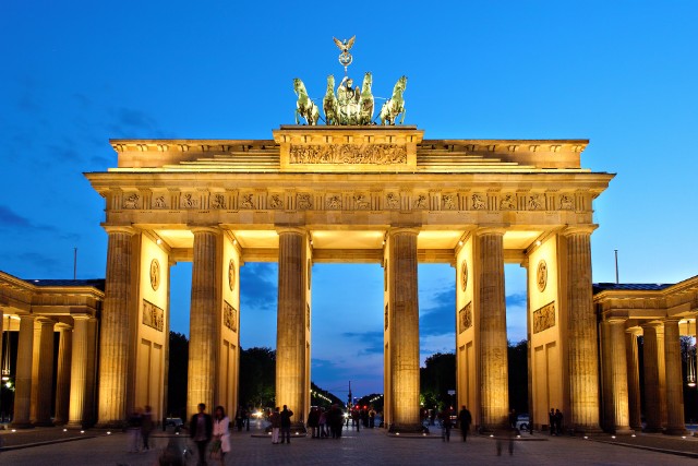 10 Iconic Germany Monuments That You Must Visit germany monuments 10 Iconic Germany Monuments That You Must Visit Brandenburger Tor abends