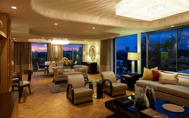 7 Striking Decor Ideas To Steal From Areen Design  7 Striking Decor Ideas To Steal From Areen Design Residential Private Residence London Living Dining Area 1 670x419 1