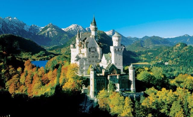 10 Iconic Germany Monuments That You Must Visit germany monuments 10 Iconic Germany Monuments That You Must Visit Schloss Neuschwanstein