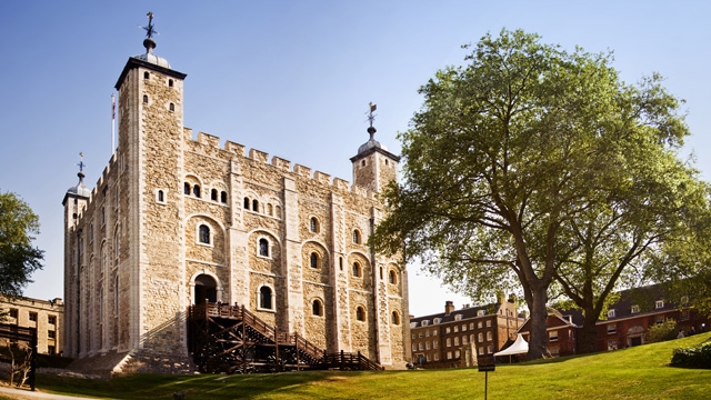 BRABBU’s Travel Guide To London For The Design Lover toweroflondon