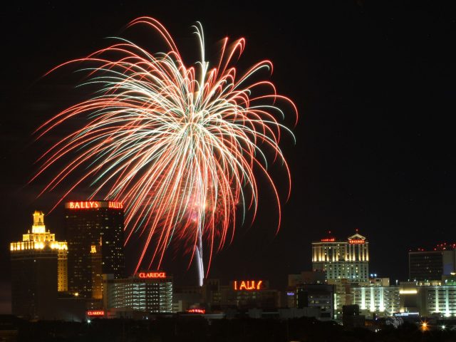10-Must-See-Fourth-Of-July-Fireworks-In-The-USA-4-e1498658797182 10-Must-See-Fourth-Of-July-Fireworks-In-The-USA-4-e1498658797182 10 Must-See Fourth Of July Fireworks In The USA 10 Must-See Fourth Of July Fireworks In The USA 10 Must See Fourth Of July Fireworks In The USA 4 e1498658797182