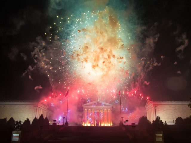10 Must-See Fourth Of July Fireworks In The USA  10 Must-See Fourth Of July Fireworks In The USA 10 Must See Fourth Of July Fireworks In The USA 6 e1498659159814