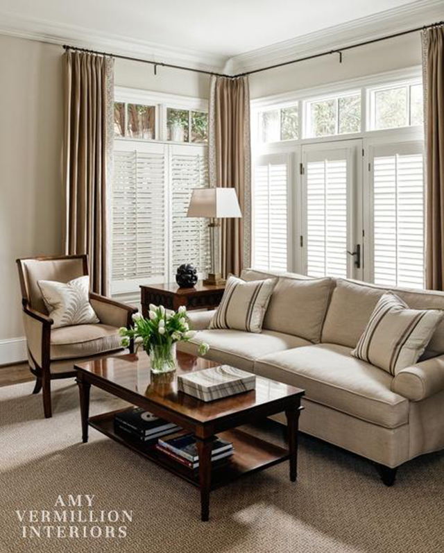 9 Decorating Ideas To Steal From Amy Vermillion Interiors For A Chic Living Room Set decorating tips 9 Decorating Tips To Steal From Amy Vermillion Interiors For A Chic Living Room Set 9 Decorating Tips To Steal From Amy Vermillion Interiors For A Chic Living Room Set