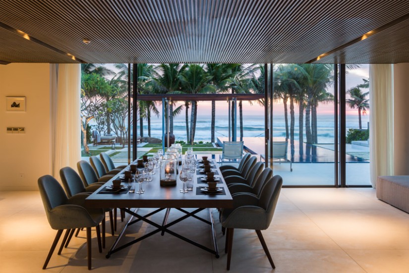Be Inspired By This Modern Beach House Interior! modern beach house Be Inspired By This Modern Beach House Interior Seaside Residence On The Beach11