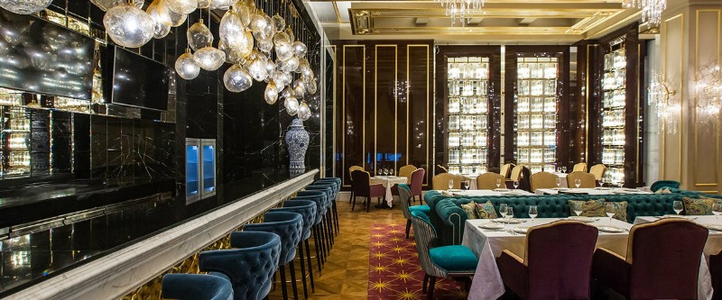 Upholstered Bar Chairs 10 Inspiring Restaurant Designs upholstered bar chairs Upholstered Bar Chairs: 10 Inspiring Restaurant Designs Upholstered Bar Chairs 10 Inspiring Restaurant Designs2