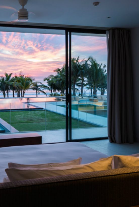 Be Inspired By This Modern Beach House Interior! modern beach house Be Inspired By This Modern Beach House Interior capa 552x820
